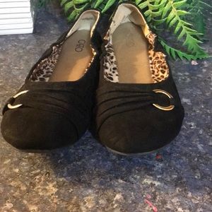 Used slip on professional shoes